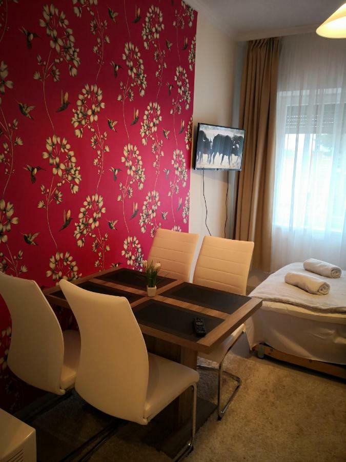 Kupola Apartman Szeged Exteriör bild