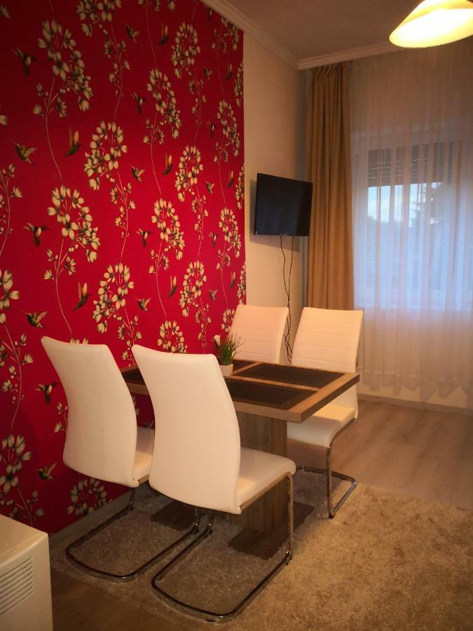 Kupola Apartman Szeged Exteriör bild