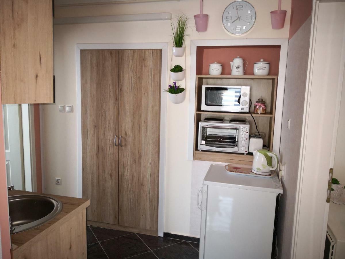 Kupola Apartman Szeged Exteriör bild