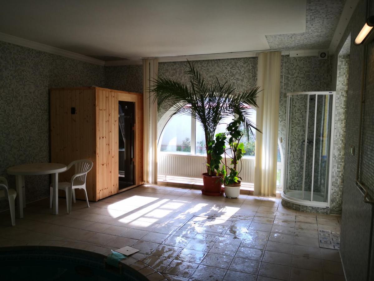 Kupola Apartman Szeged Exteriör bild